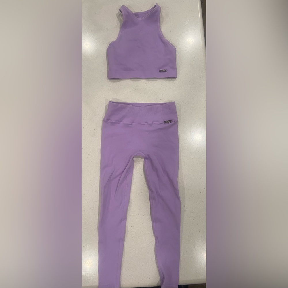 Bombshell Sportswear Lavender Ribbed Active Top
